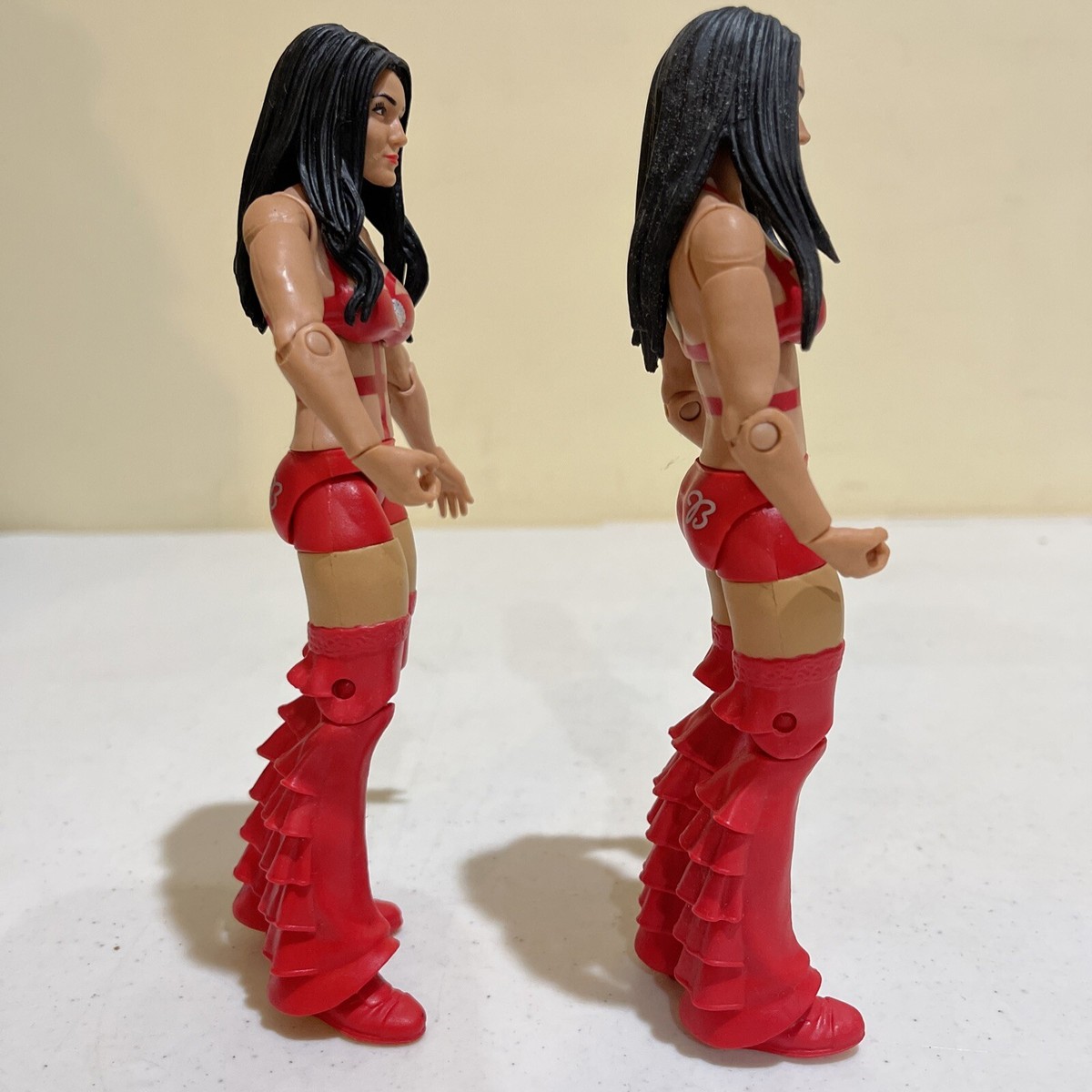 WWE Mattel Basic 2013 Bella Twins Nikki/Brie Battle Pack RAW