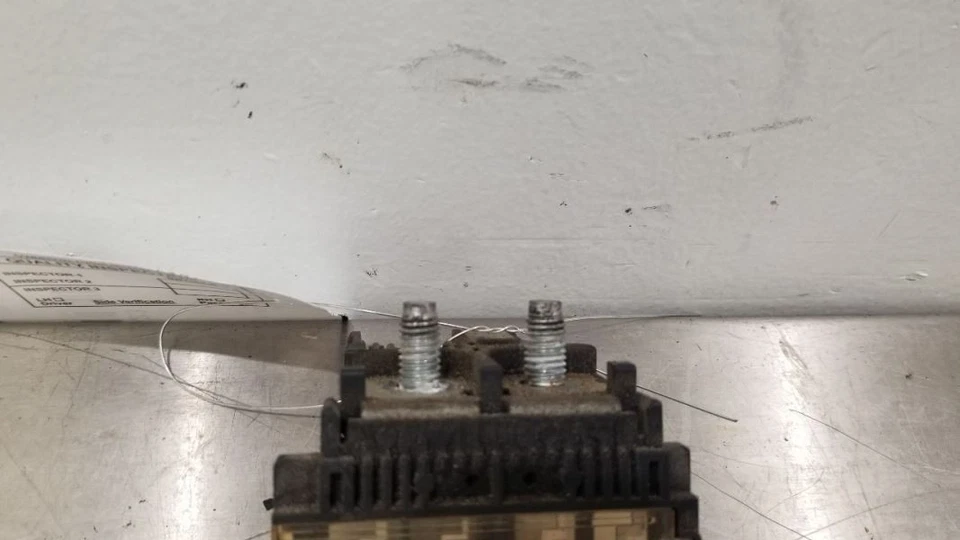 FUSIBLE BATERÍA NISSAN TITAN XD 18 5,0 L Foto 2 de 4