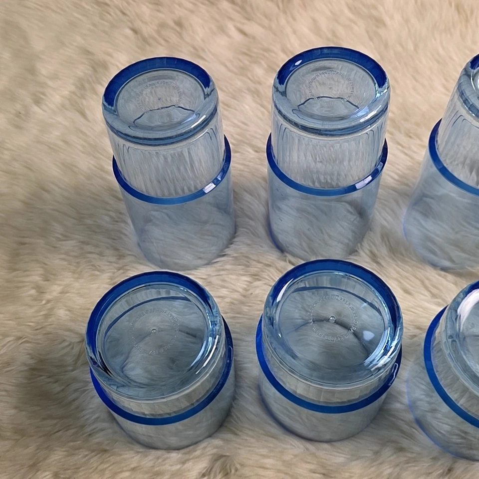 De colección Tupperware Vaso Preludio Acrílico 4-10 OZ 4-14 OZ 1672 Azul Juego de 8 Foto 2 de 4