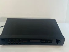 Nakamichi ST-7 Tuner Vintage - works great (missing AM/FM buttons)