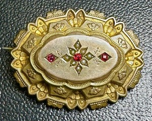 Antique Gold Filled Victorian Mourning Locket Pin 6.8gr  A314