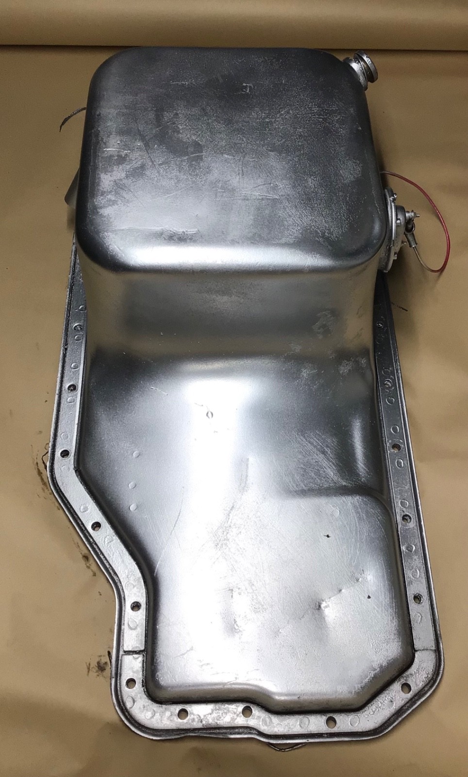 1966 - 1980 Rolls Royce Silver Shadow Silver Wraith II Oil Pan & SENSOR