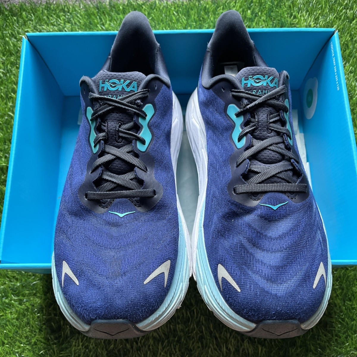 Hoka One Arahi 6 Blue/White Men display picture 2