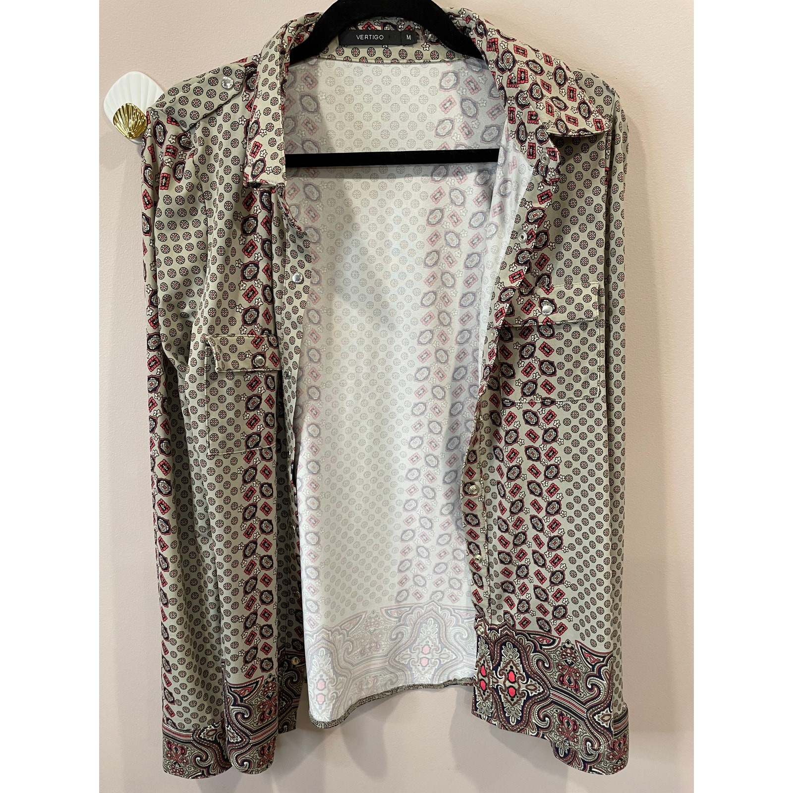 VERTIGO Snap Front Blouse Medium - image 6