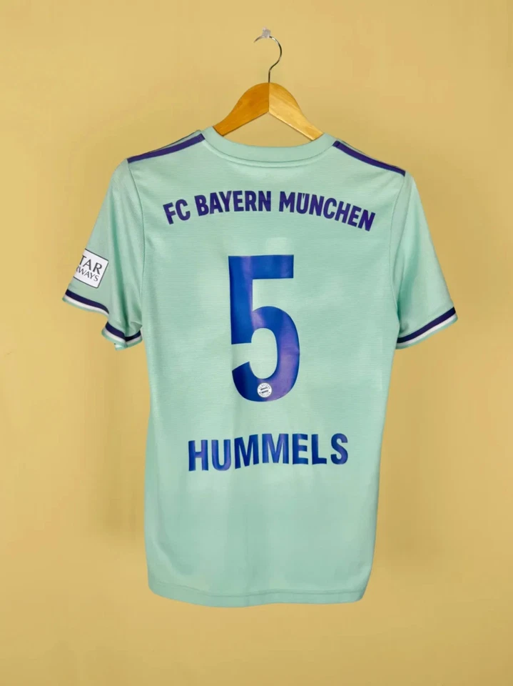AUTHENTIC 2018 Bayern Munich Away Hummels #5 – Vintage Soccer Jersey Size M - Image 4 of 4