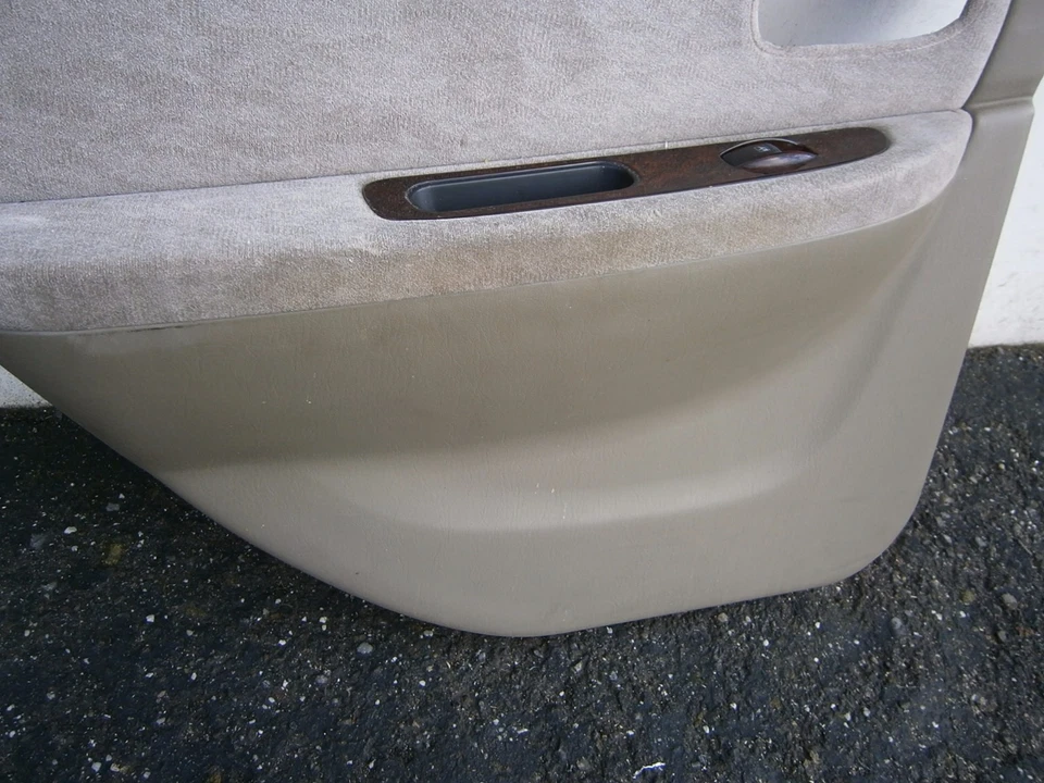 dp60165 Kia Optima 2002 2003 2004 2005 LH panel puerta trasera bronceado Foto 3 de 4