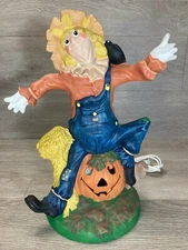 Vintage 1970s Lighted 12” Ceramic Halloween Scarecrow Jacko lantern Lamp Light