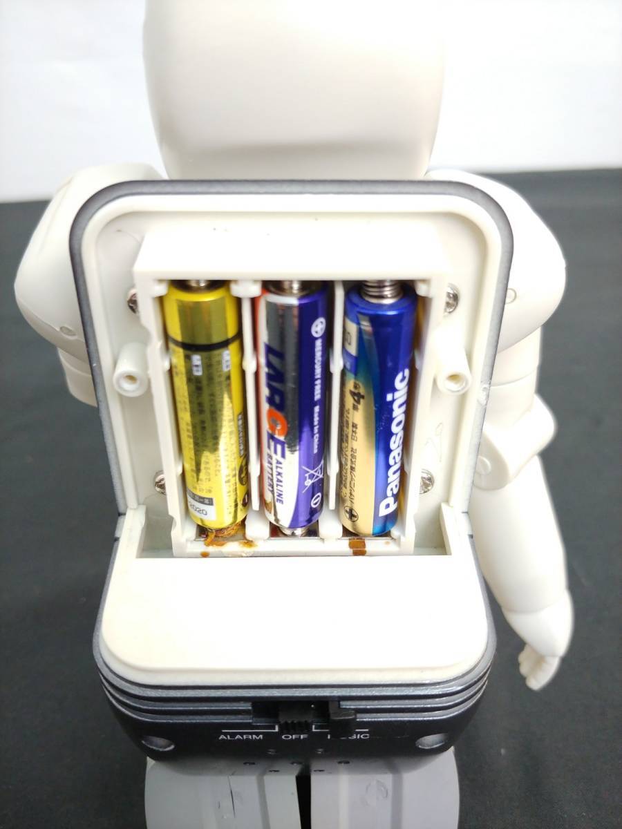 Honda ASIMO robot premium clock novelty alarm messenger from
