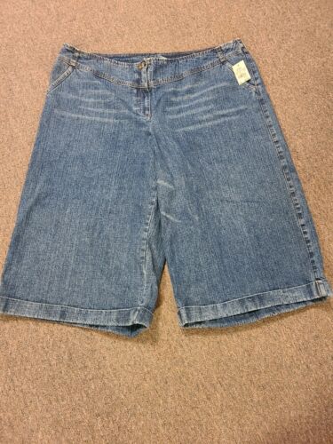 New CATO High Waist Mom Med Wash Cuffed COTTON DENIM SHORTS Sz 22W Ret 21.99