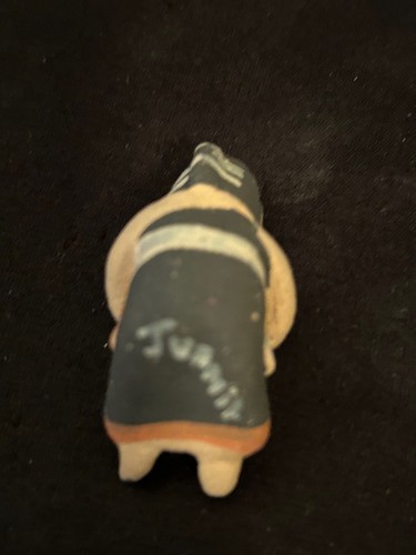 Vintage Miniature Native American Storyteller Pottery Figurine - Picture 5 of 9