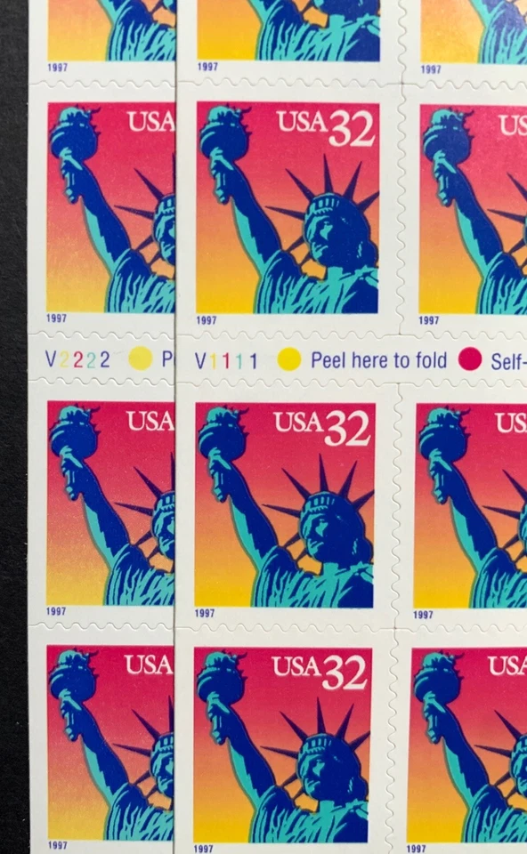 U.S. Stamps SC#3122a. Liberty Stamp. 32¢ Booklets of 20. P#V2222 +V1111 - Image 3 of 3