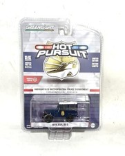 Greenlight 1/64 Hot Pursuit - Jeep DJ-5 1974
