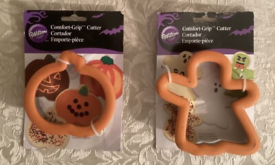 TWO NEW WILTON 1996 1998 COMFORT GRIP COOKIE CUTTERS Ghost Pumpkin Halloween