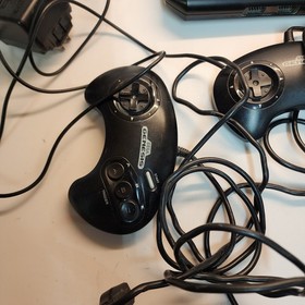 Sega Genesis Model 2 MK-1631 Game System With 2 Controllers & Sonic 2 Game