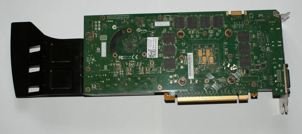NVIDIA Quadro 5000 2.5GB GDDR5 DVI/DisplayPort x2 PCIE Graphics Card - Image 2 of 4
