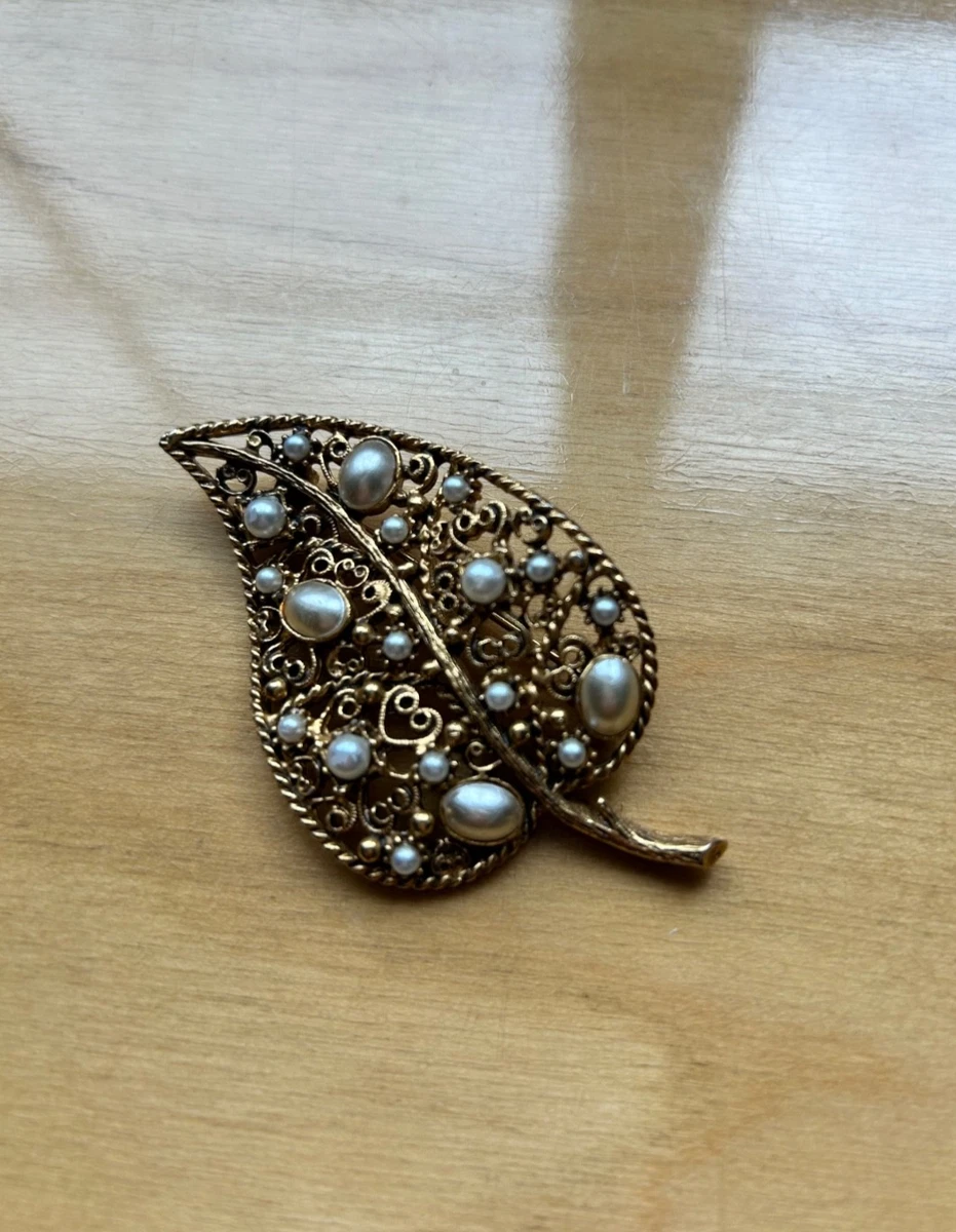 Florenza Signed Vintage & Antique Fashion Brooches & Pins for sale