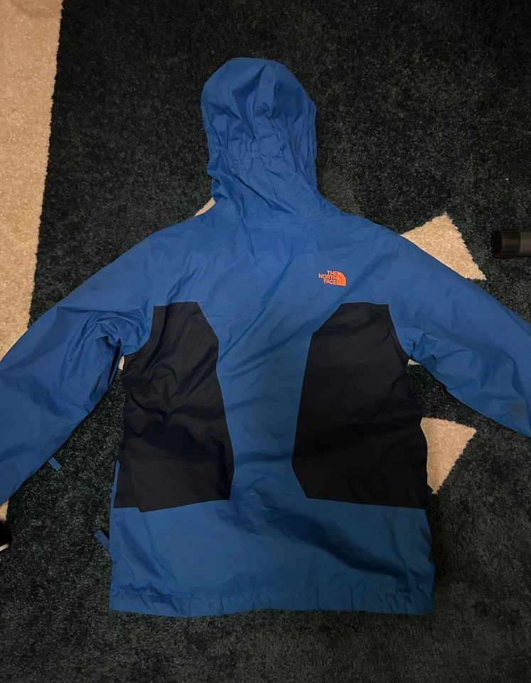 The North Face HyVent Gonzo Insulated Blue Orange Boys Snow Jacket L 14/16  - Image 4 of 4