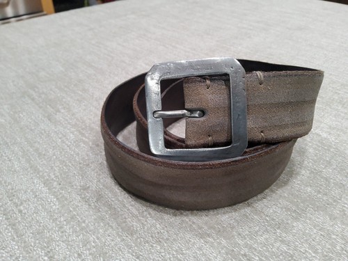 Men's John Varvatos Artisan Collection Guitar Pewter Buckle Leather Belt Size 42 - Picture 8 of 12
