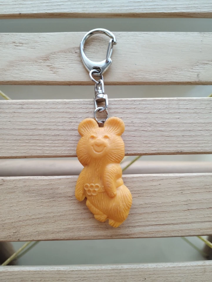 Olympic Vintage keychain Bear USSR 1980 SOVIET Union 80 Mishka - Image 3 of 4