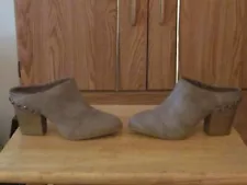 Easy Street "Shiloh" Taupe Mules Size:7M-New With Box