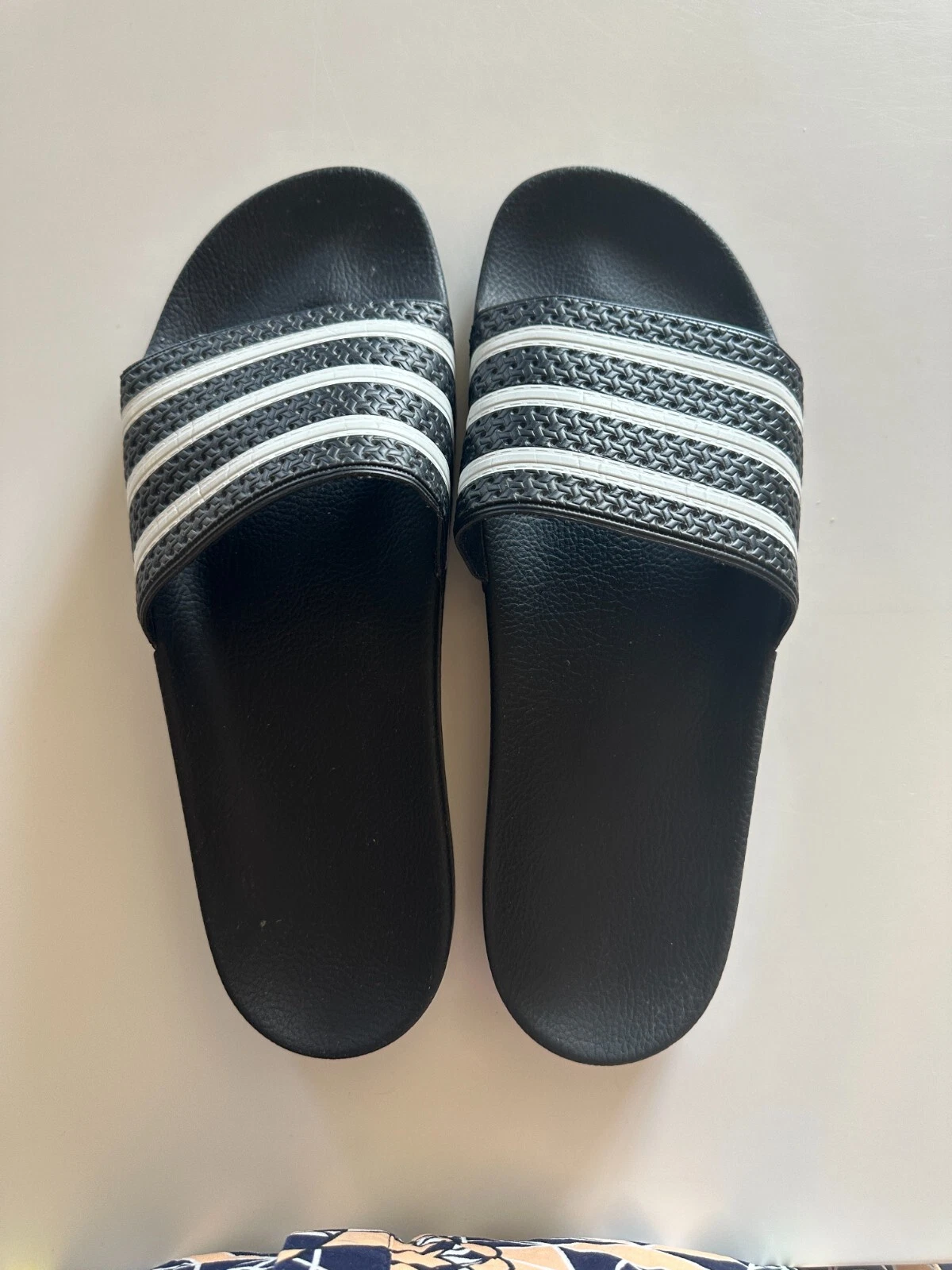 Adidas Slides Uomo Nuove con etichette Taglia 13 US Nero Bianco