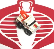 Road Champs Vehicle Plastic White Tow Truck Monster Truck 1:144 1987
