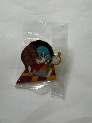 DCL Rescue Captain Mickey Pin Event - weißes Kaninchen Geschenk Pin - LE500