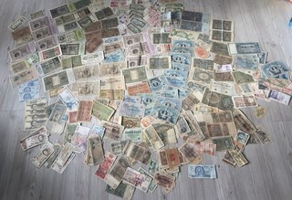 Konvolut über 240 historische internationalen Banknoten Reichsbanknoten Lot