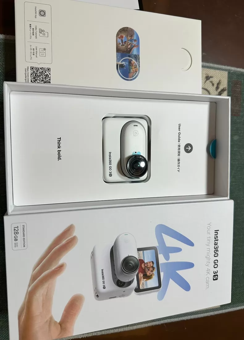 Insta360 GO 3S 128GB White - 4K Tiny Action Camera Vlog Riding