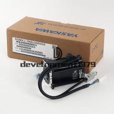 One Yaskawa SGMXJ-04AUA6SC2 AC Servo Motor New