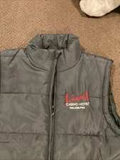 Live Casino Philadelphia Burnside Puffer Vest Mens L Excellent Condition 