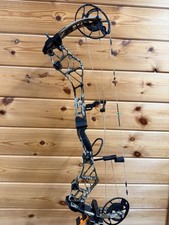 Bear Persist 33 Compound Bow RH 55-70lb 26.5-30.5  Bottomlands Camo