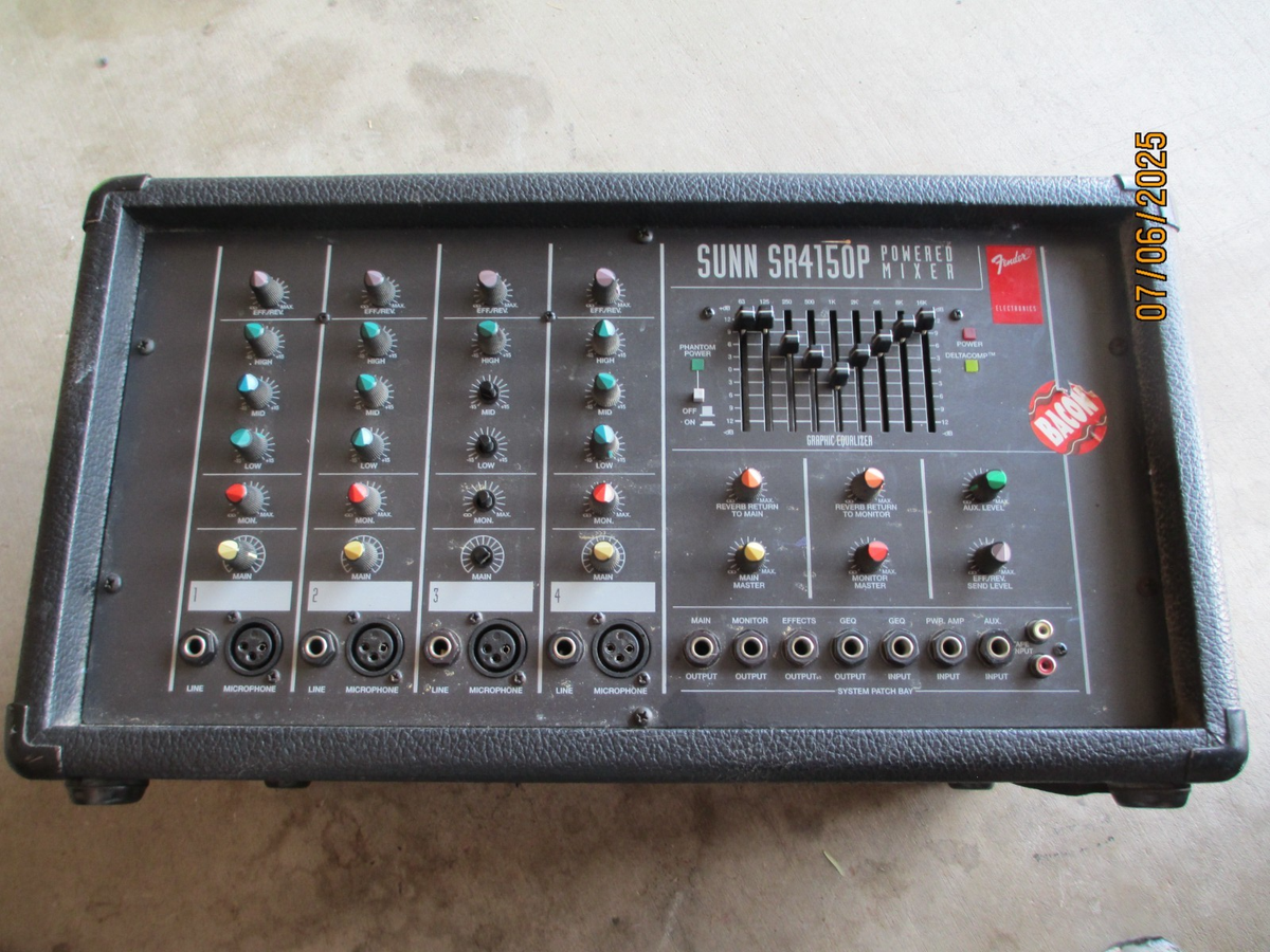 sunn ページ FENDER Sunn SR4150P Powered Mixer & Pair of FENDER 1110A 16 Ohm
