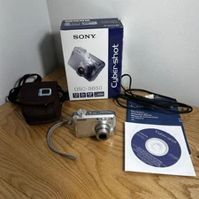 Sony CyberShot DSC-S650 7.2 Mega Pixel Digital Camera Silver w Case - Tested