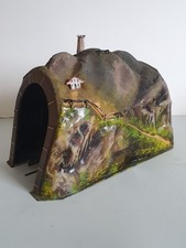 M&auml;rklin gro&szlig;er Tunnel mit Schiene Turm Eisenbahn Spur 0 Blechspielzeug No 2521/0