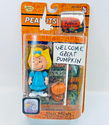 2003 Memory Lane Peanuts Great Pumpkin Charlie Brown Sally Brown Figure NEW