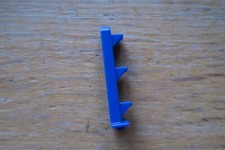 Bruder Springreiten Hindernis Seite Halter blau