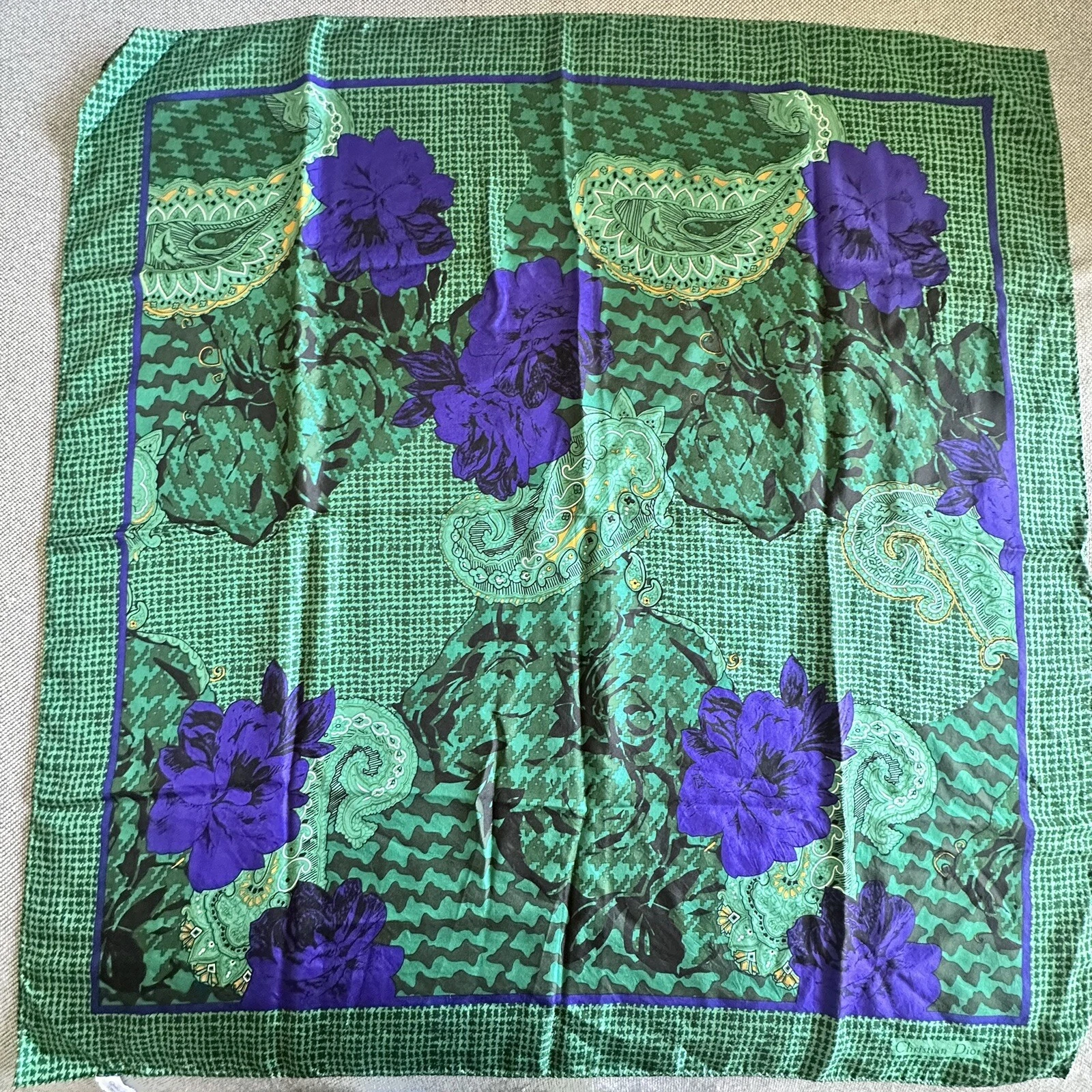 Écharpe carrée vintage signée Christian Dior 100 % soie violet bleu paysage floral 31 pouces