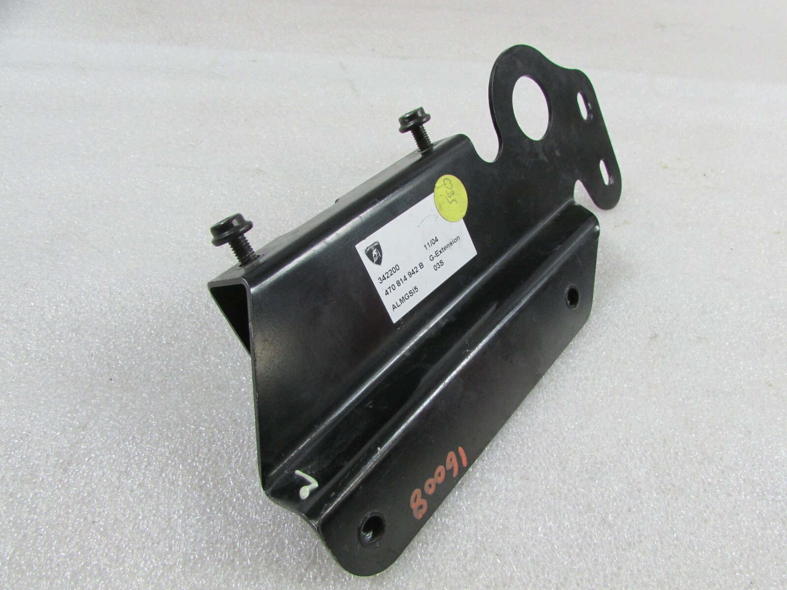 Lamborghini Aventador, RH Rear Quarter Panel Extension Bracket, P/N 470814942B