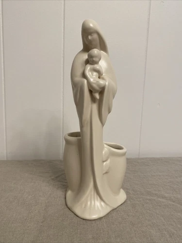 Haeger Pottery USA Vintage Madonna Baby Vase Planter Ivory 11.5" x 5"