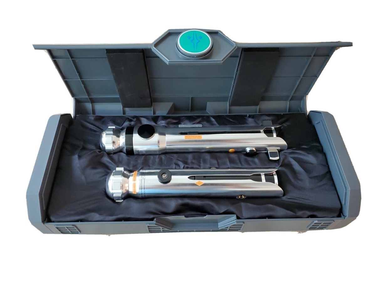 その他 The Clone Wars LIGHTSABER Hilt Set Star Wars: The Clone Wars LIGHTSABER Hilt Set – Limited