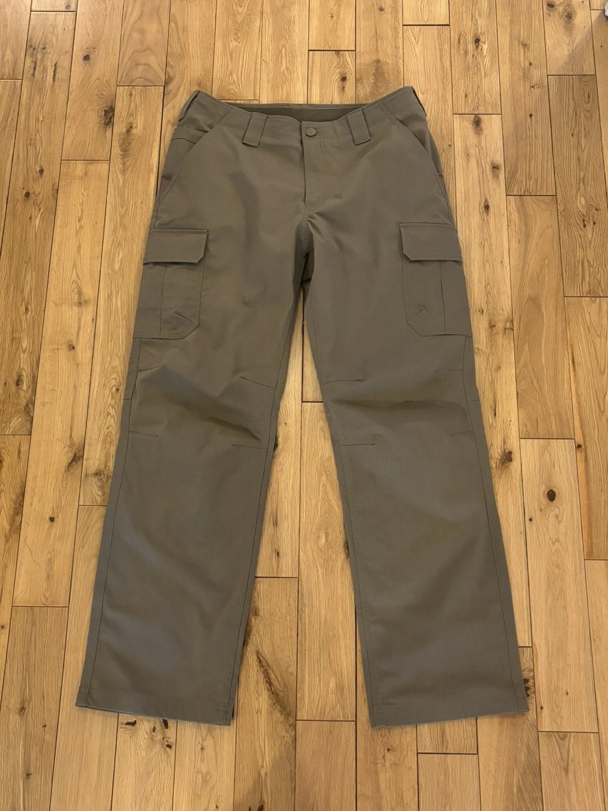 Under Armour Tactical Storm Cargo Walking Trousers Beige Light Brown 34R L32
