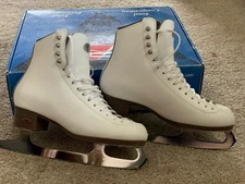Riedell Diamond 133 blade Onyx100 ladies figure skates size 7 1/2 A