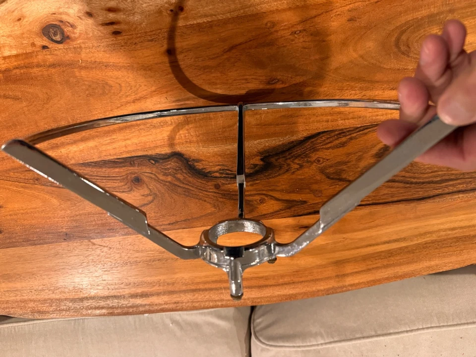 1961,1962,1963. ford thunderbird horn ring. mint - Image 2 of 2