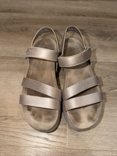 Munro Juniper Sandal In Taupe Leather Strappy...