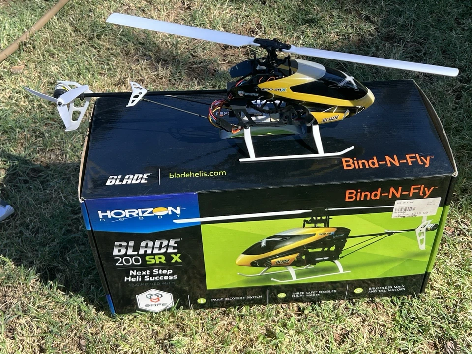 Used RC Horizon / Blade 200 SR X Helicopter 🚁 #BLH2080 See Details!! - Image 2 of 4