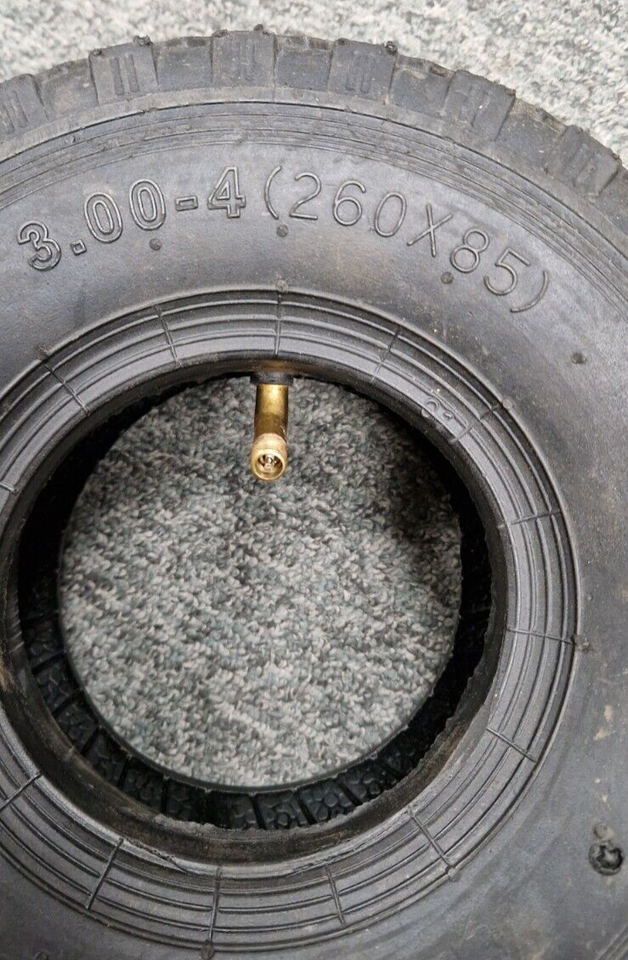 CLEARANCE 4 X 3.004 Tyre & Inner Tube 4 Ply Bent Valve Wheelbarrow