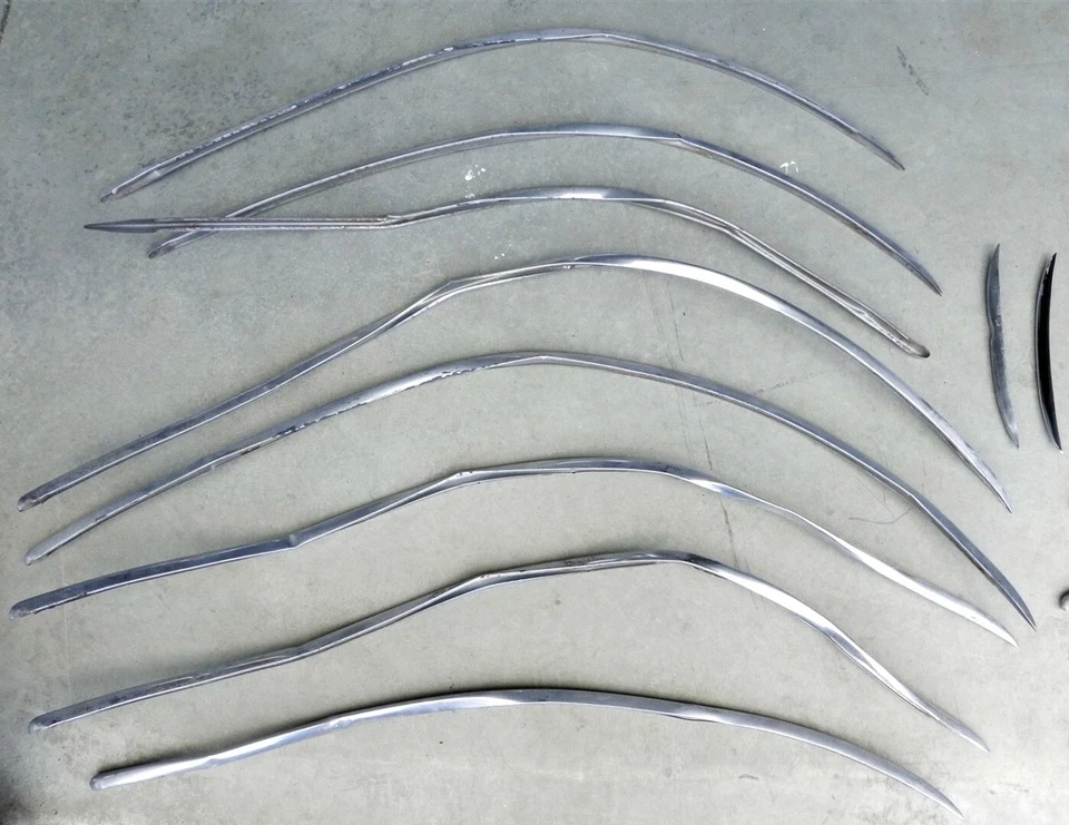 Chrysler Airflow 1934 rejilla inoxidable moldura moldura y plantilla para restaurar algunas piezas Foto 3 de 4