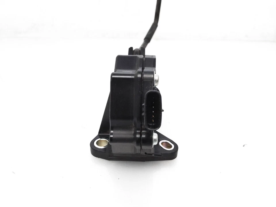 Pedal acelerador de gasolina Lexus LS460 2007-2012 78110-50010 Foto 3 de 4