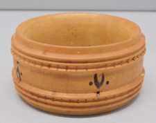 -ANCIEN ROND de SERVIETTE BOIS NONTRON COLLECTION déco TABLE VITRINE   D